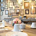 The Originals Boutique La Ouest & מלון סן-פאלה-סור-מר