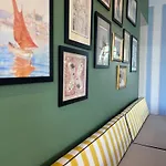 The Originals Boutique La Ouest & מלון