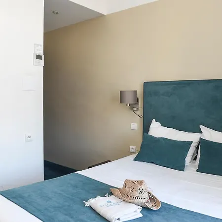 The Originals Boutique La Ouest & 3*