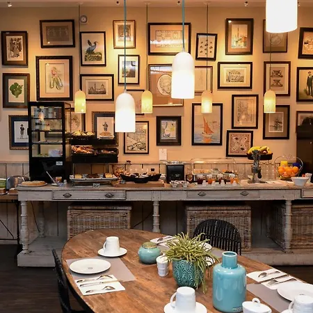 Hotel The Originals Boutique La Ouest &