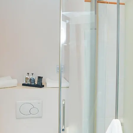 Hotel The Originals Boutique La Ouest & Saint-Palais-sur-Mer