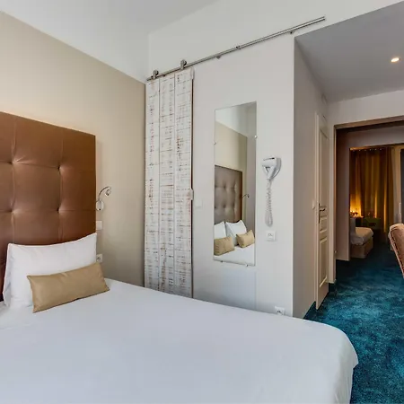 The Originals Boutique La Ouest & 3*