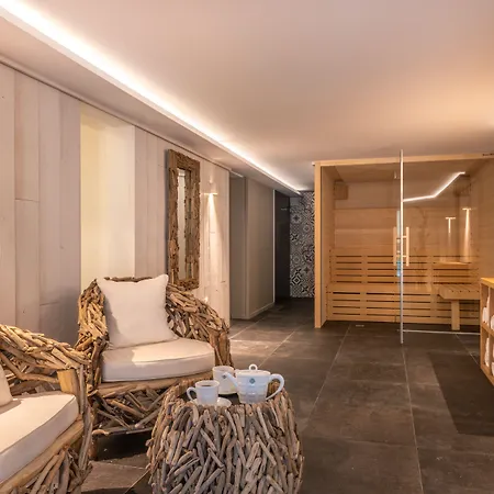 The Originals Boutique La Ouest & 3* Сен-Пале-сюр-Мер