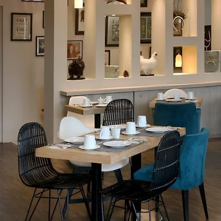 Hotel The Originals Boutique La Ouest &