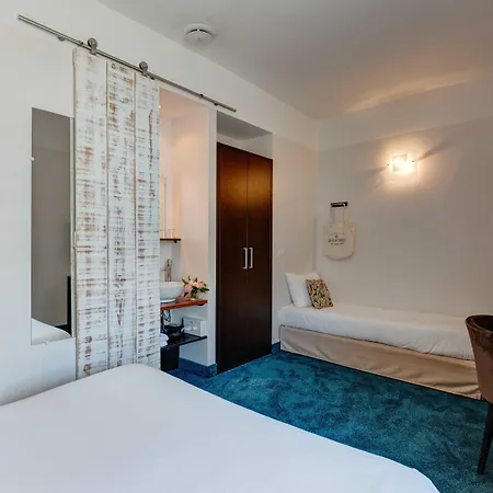 Szálloda The Originals Boutique La Ouest &