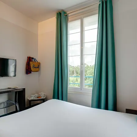 The Originals Boutique La Ouest & 3*