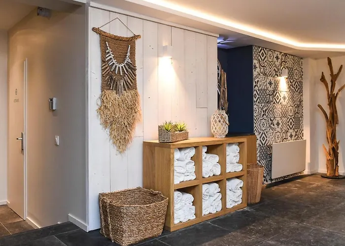 The Originals Boutique La Ouest & 3*