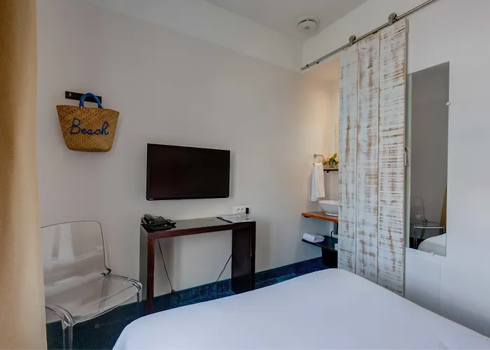 The Originals Boutique La Ouest & Hotel 3*